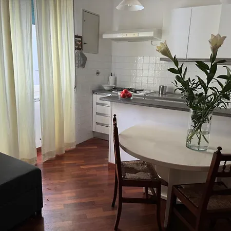 Anita S Apartment,castelletto Genua
